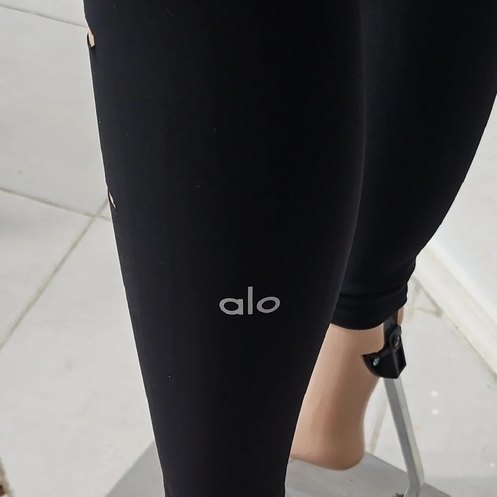 ALO Yoga Black High-Waist Ripped Leggings - Picture 5 of 8